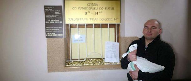 Поляк оплатил штраф в суде 30 килограммами грошовых монет