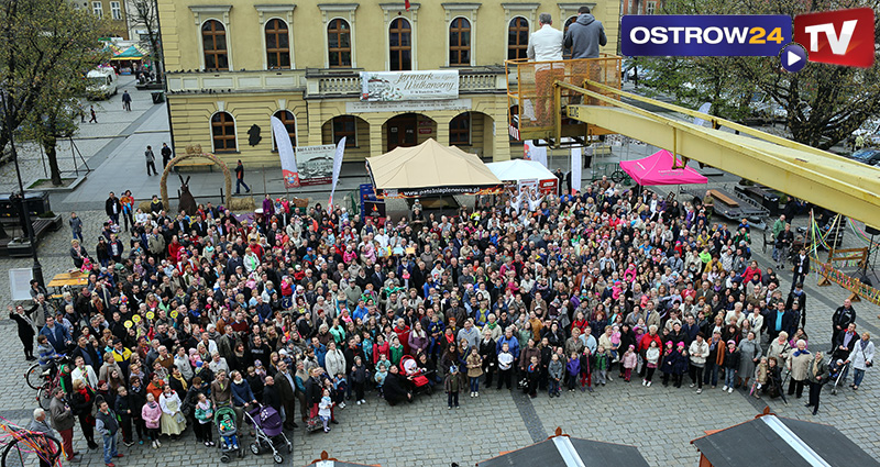 Ostrowianie na wspólnym zdjęciu
