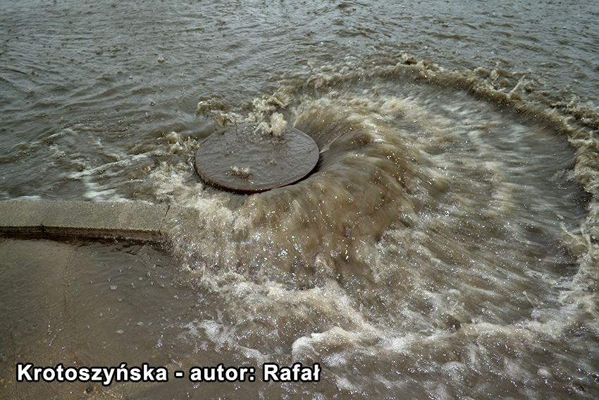 Znowu zalało urząd. Brak winnych