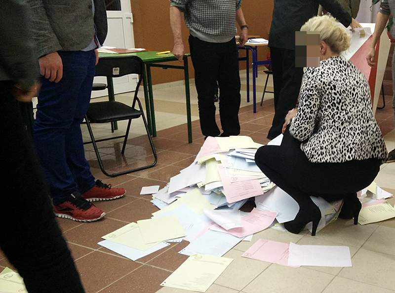 Prezydent Klimek przeciwna wyborom prezydenckim 10 maja
