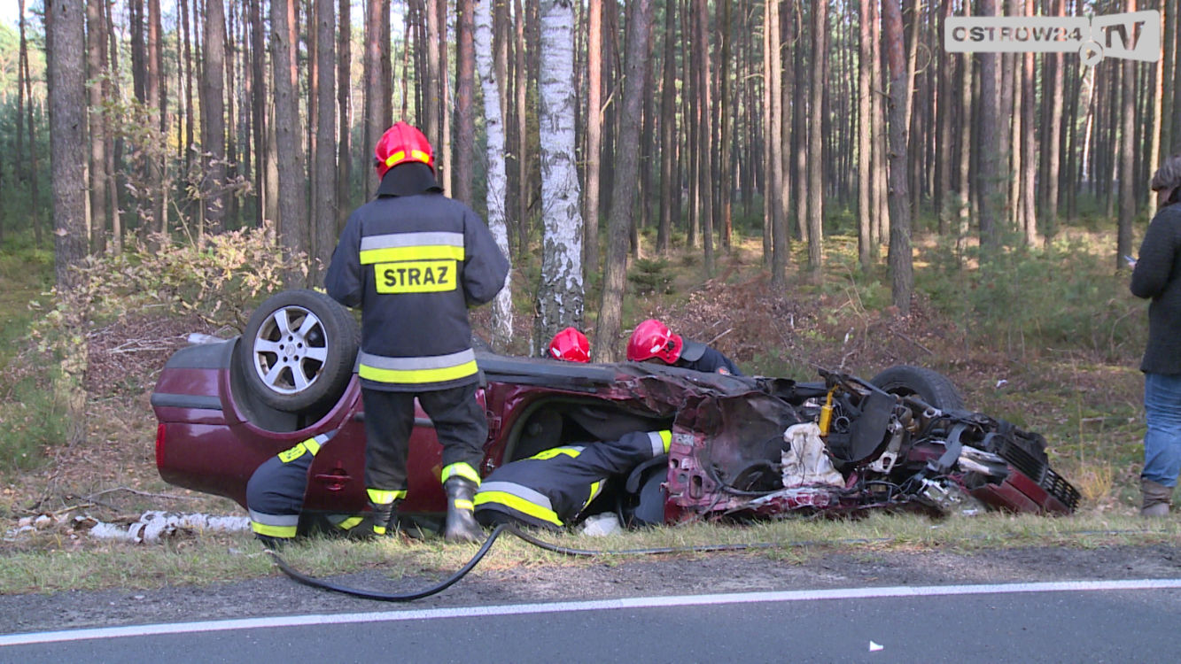 Wypadek czterech aut koło Antonina (wideo)