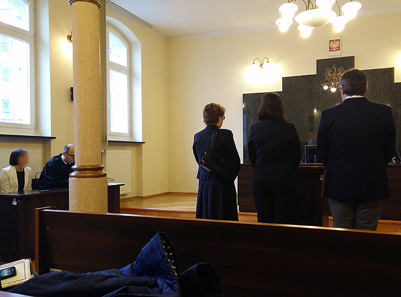 Polityka wykończyła szarą księgową
