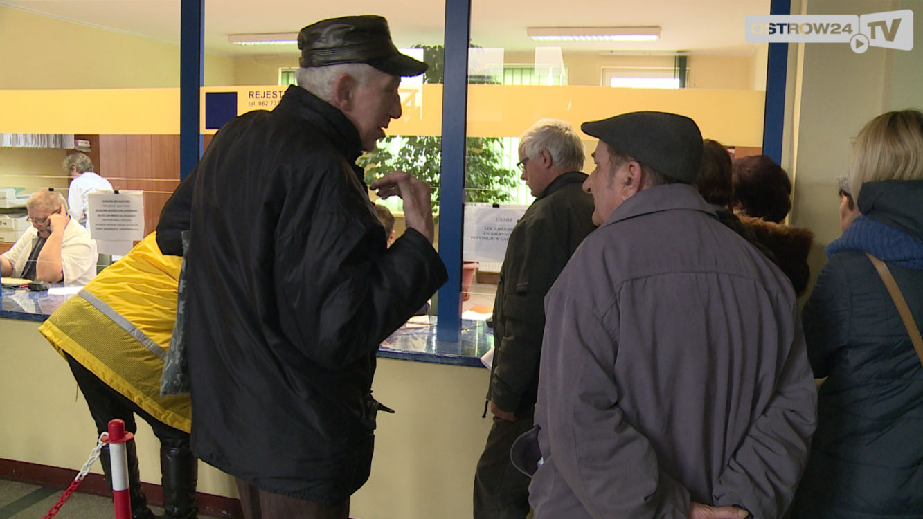 Kolejki do lekarzy, grypa atakuje