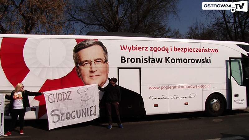 Bronkobus – popychanie i wyzywanie od kretynów