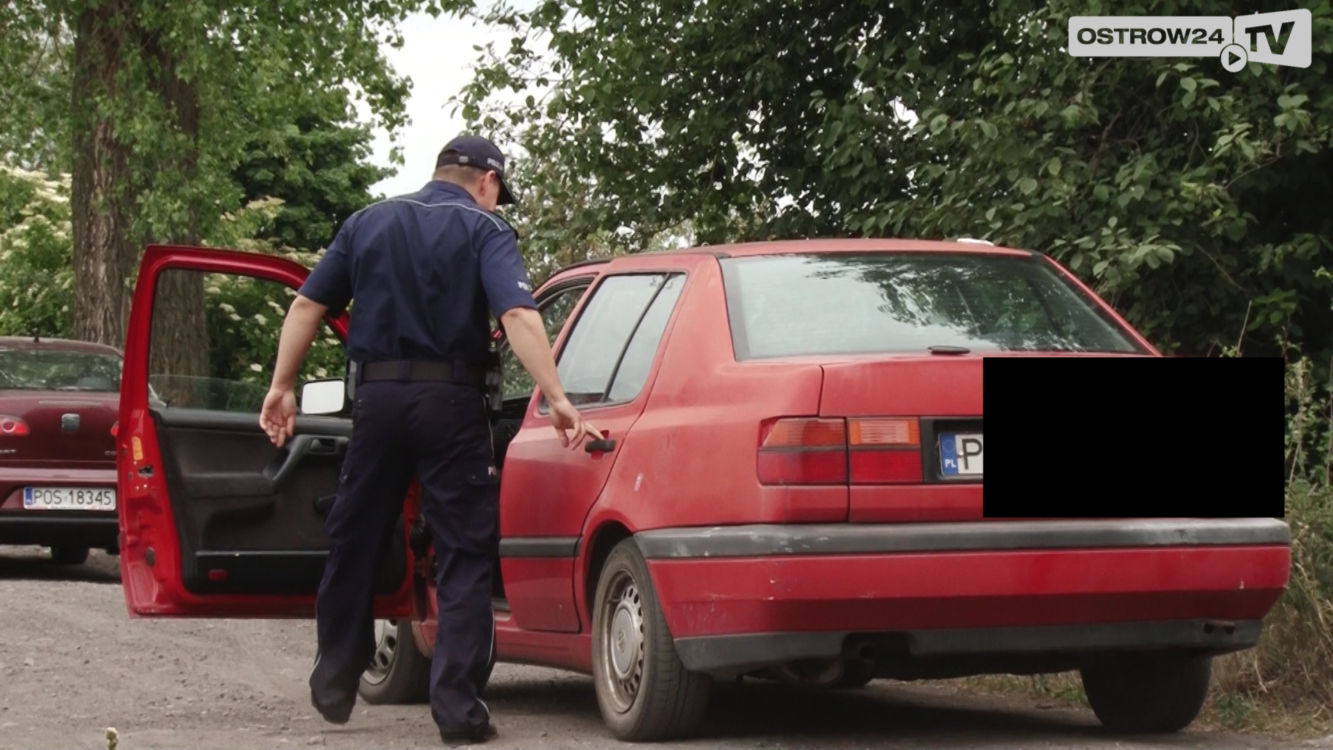 Pościg za ostrowianinem. 39-latek w kajdankach