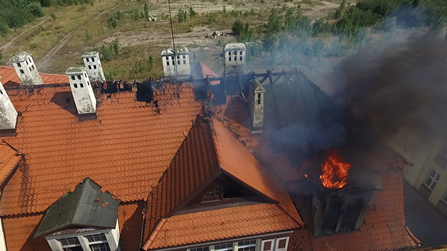 Pożar budynku przy ul. Wrocławskiej (z drona)