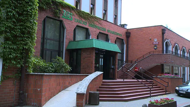 ZUS wypłaca 13. emeryturę