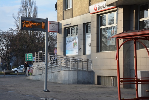 Kolejne tablice LED przy przystankach