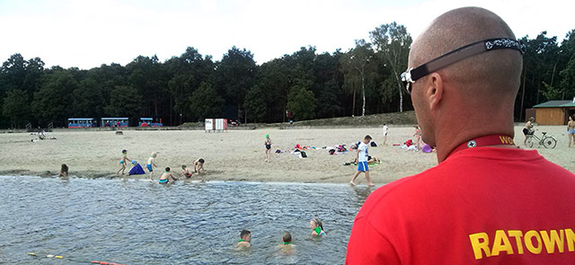 Na Piaskach uratowali 5-latkę przed utonięciem