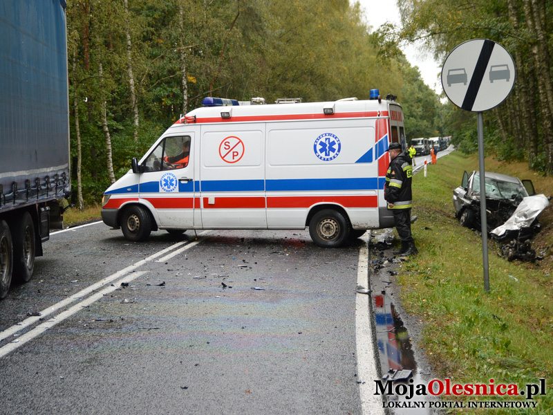 Wypadek KIA z TIRem. Droga na Wrocław OSTROW24.tv