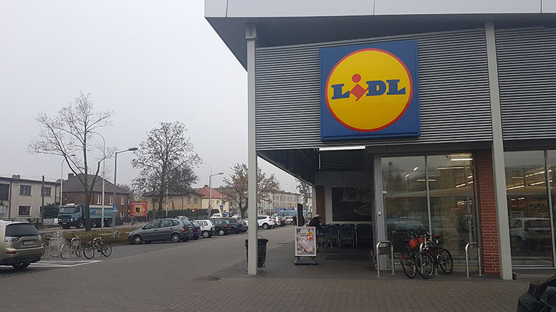 Masakra! Polacy znaleźli sposób na DARMOWE ZAKUPY w Lidl