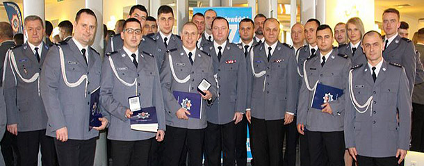 Policjanci, którzy zasłużyli na słowa uznania