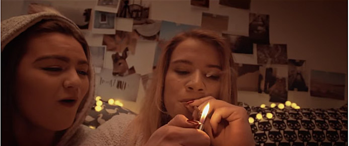 Czy wiesz, jak Cię widzą inni na melanżu…?