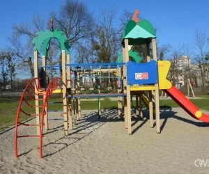 Place zabaw czekają na dzieci
