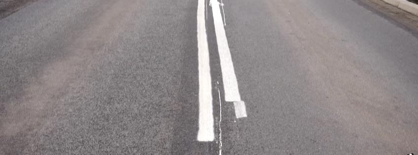 Zawiało malarza pasów?