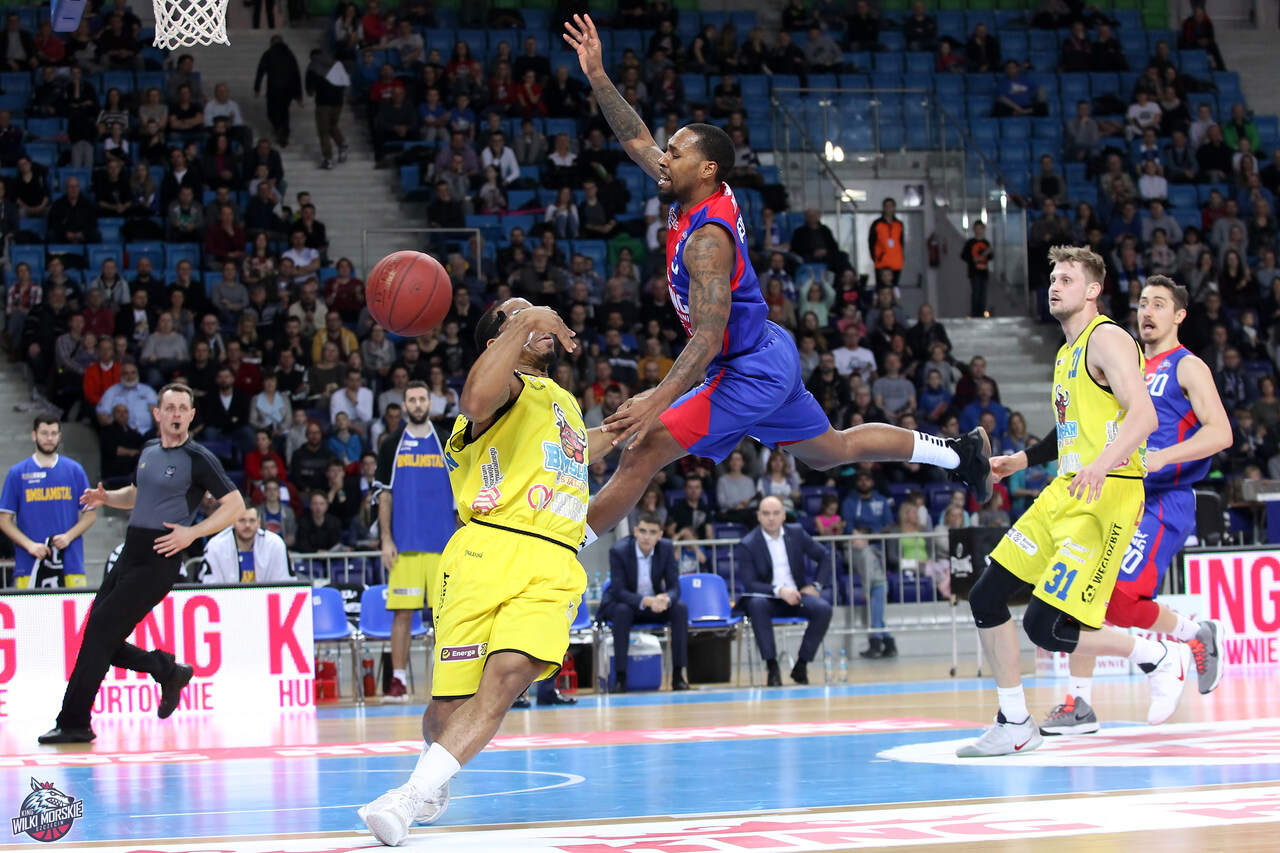 BM Slam Stal pokonała King Szczecin 77:82