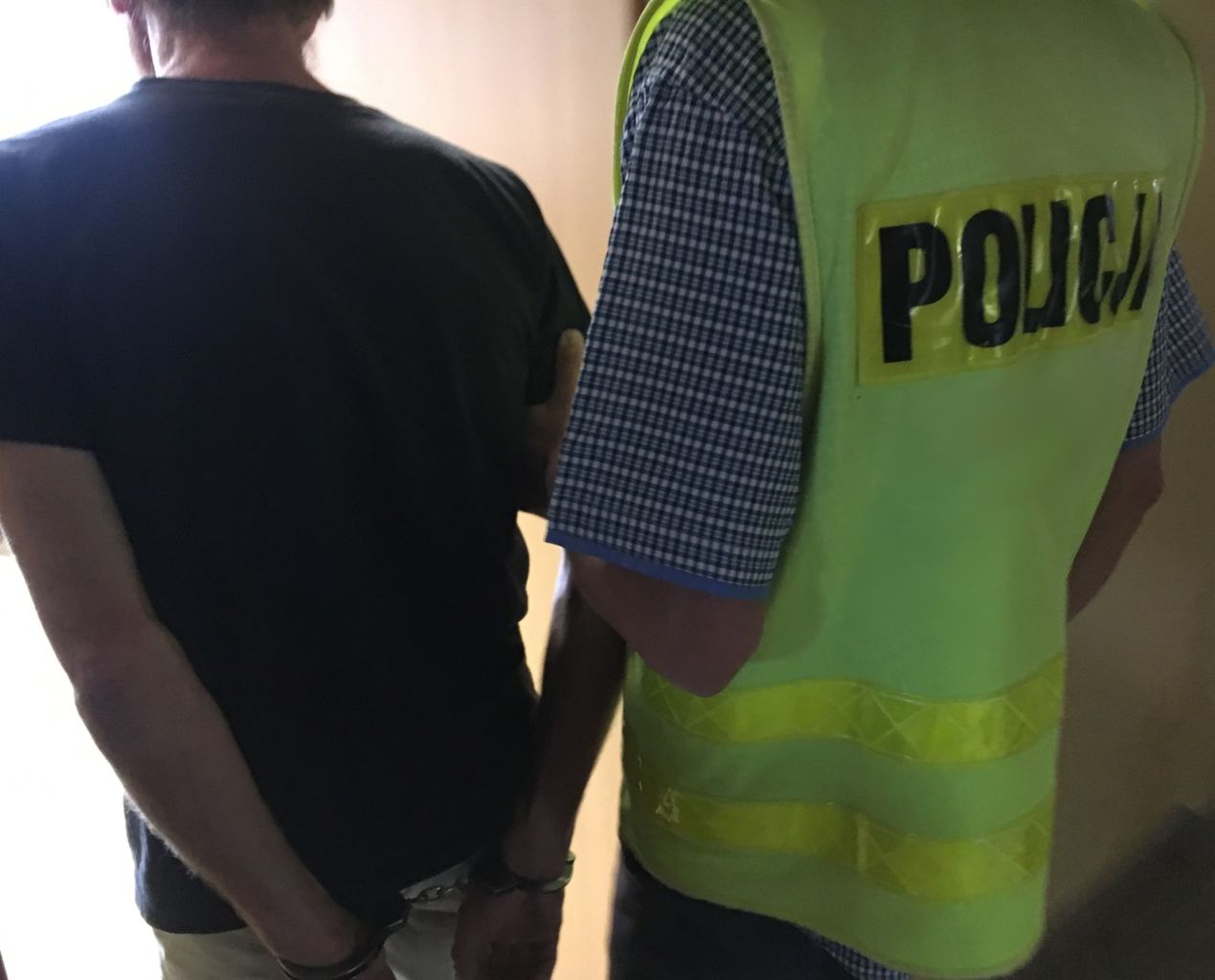 Posługiwał się skradzioną kartą płatniczą