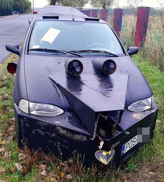 Batmobil na sprzedaż oryginalne auto ) OSTROW24.tv