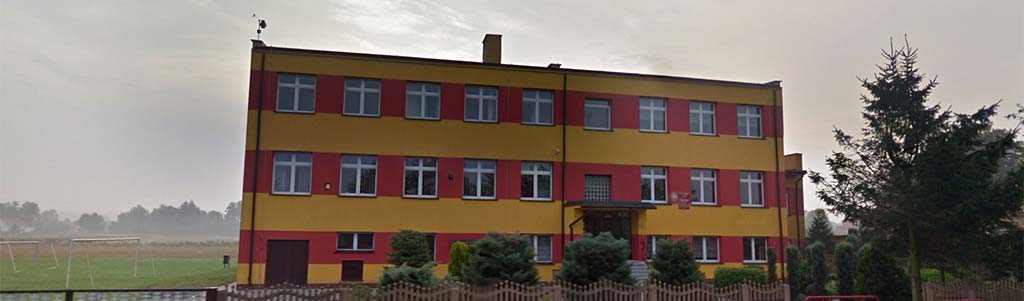 Ewakuowano szkołę. Uczniowie trafili do szpitala