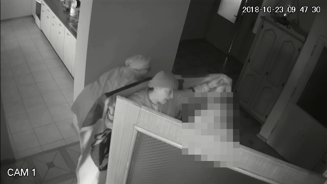 Okradały „na koc”. Zgłosiły się na policję