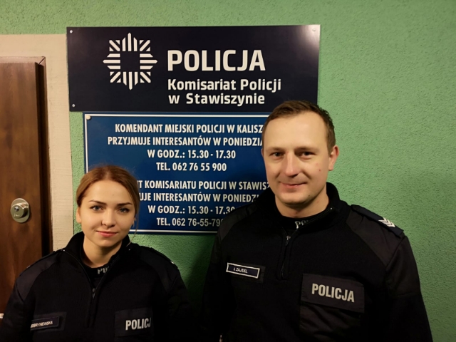 Eskortowali rodzącą