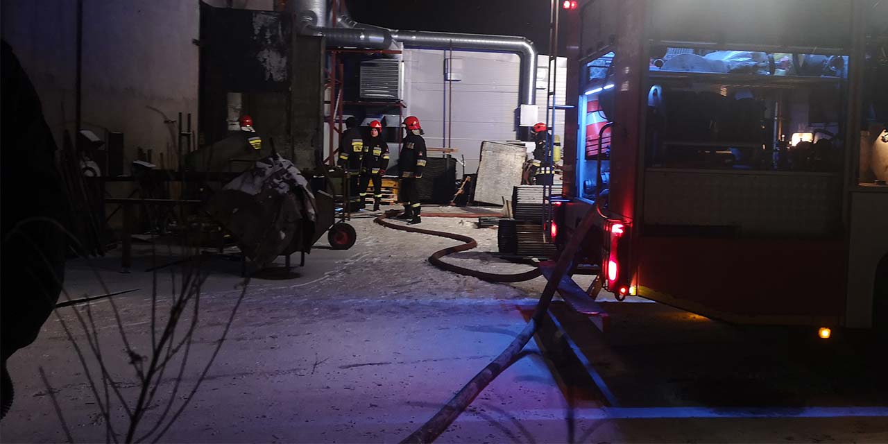 Pożar w zakładzie produkującym taczki (aktualizacja)