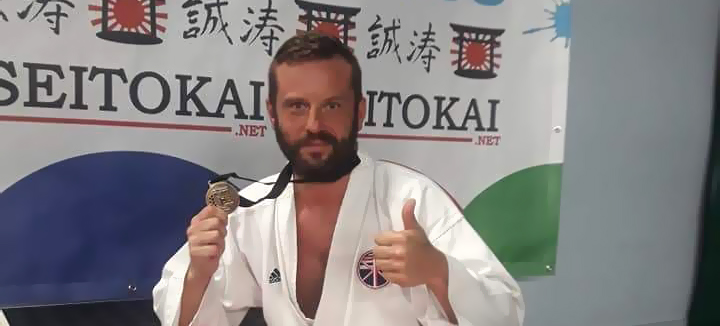 Afera? Piotr Kuźma, karateka, ostrowianin roku, został zaatakowany