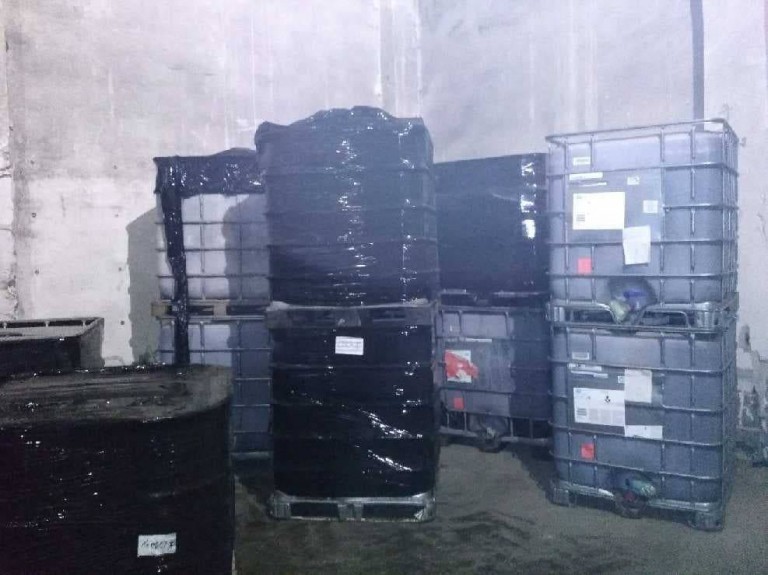 Nielegalne odpady. Ostrowscy strażacy w akcji