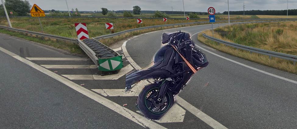 Motocyklista nie zdołał wjechać na obwodnicę Ostrowa