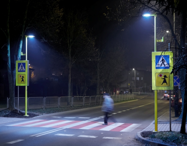 Inteligentne światła zwiększą bezpieczeństwo pieszych
