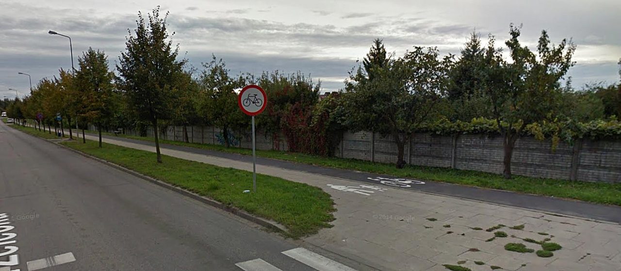 Rowerzystka w słuchawkach zderzyła się z drugą i uciekła