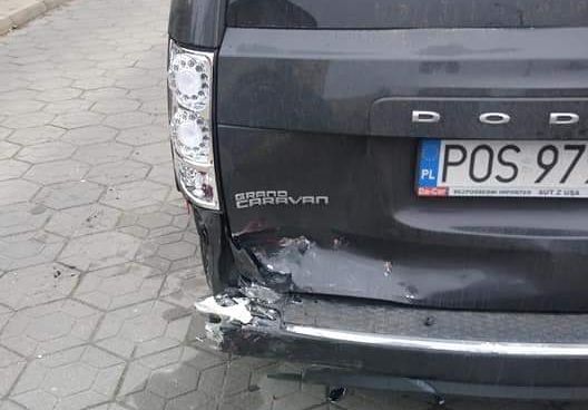 Uszkodził auto i odjechał