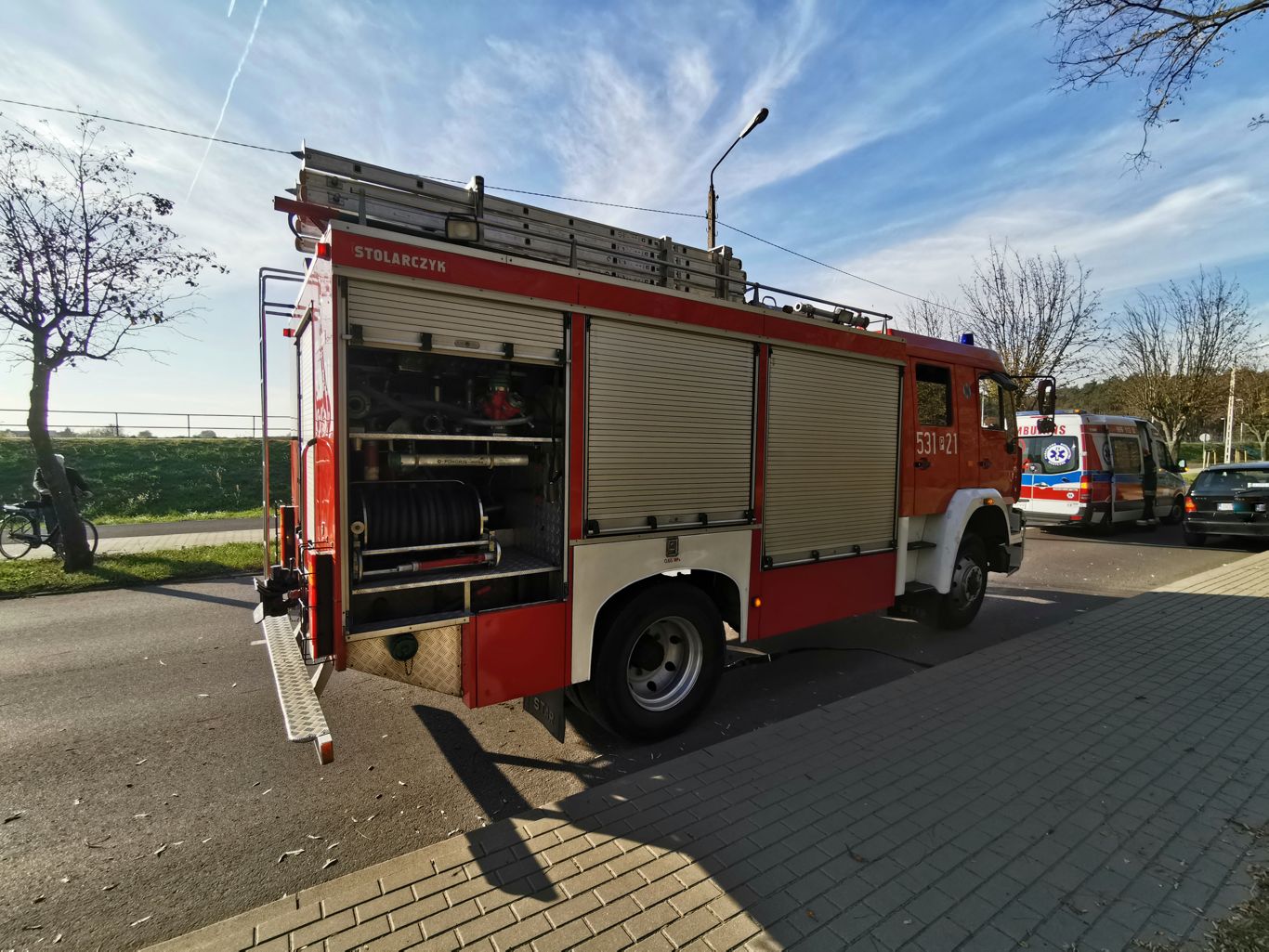 Wyjechał pluton gaśniczy. Wiemy co się dzieje