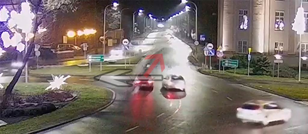 Kolejna kolizja na Rondzie Bankowym (wideo)