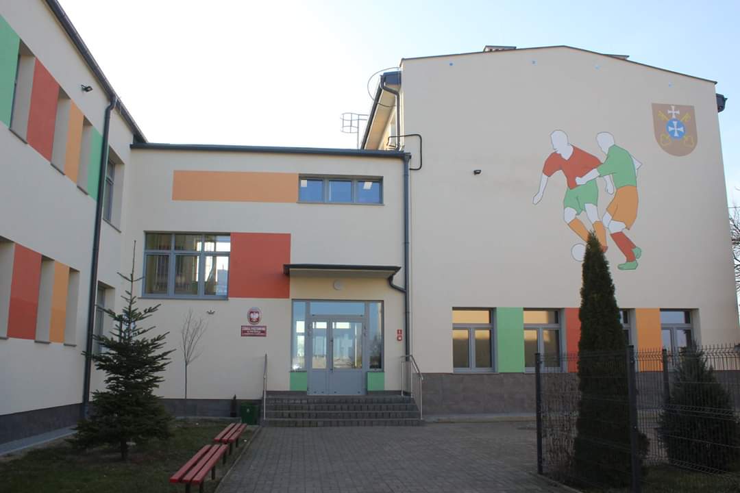 Zamknięto szkołę w Biskupicach Ołobocznych z powodu podejrzenia koronawirusa