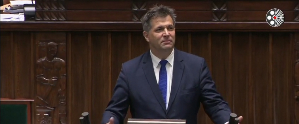 Poseł w sprawie obowiązkowych kasków dla rowerzystów