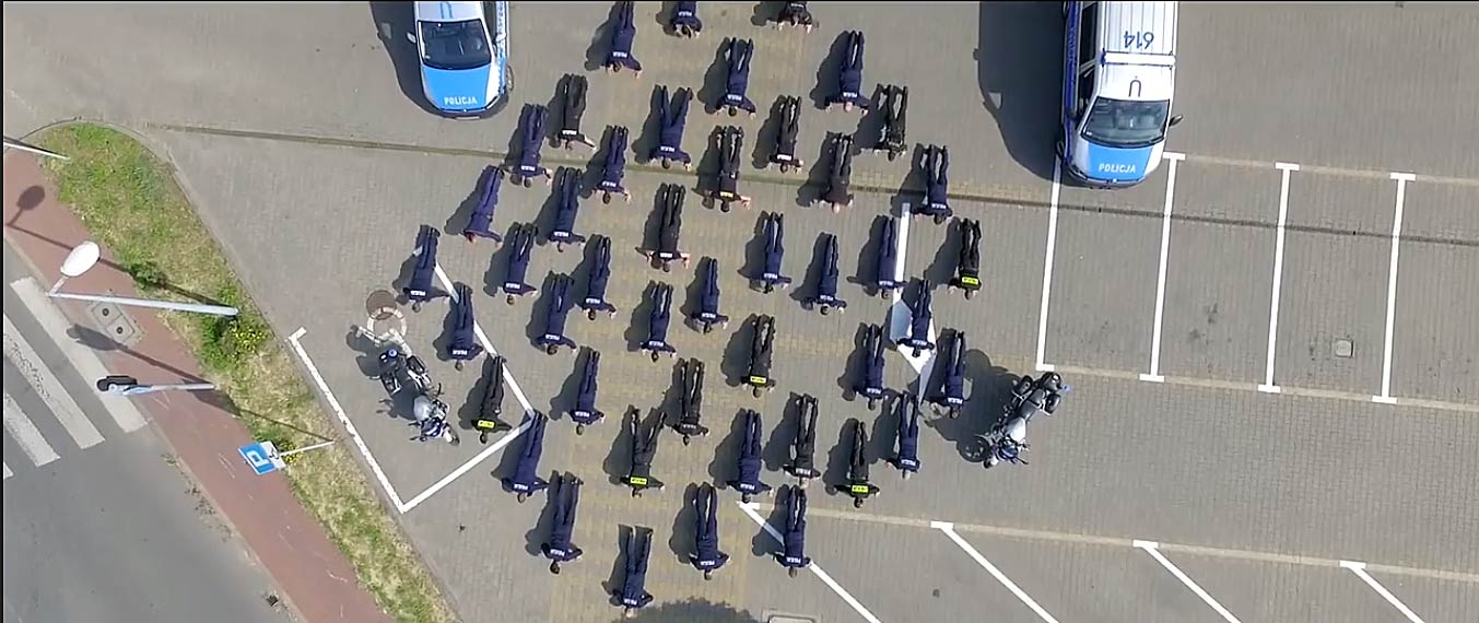 Komendant policji pozamiatał swoją sprawnością