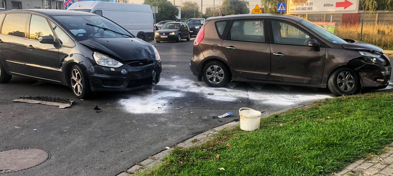 Zderzenie Forda i Renault