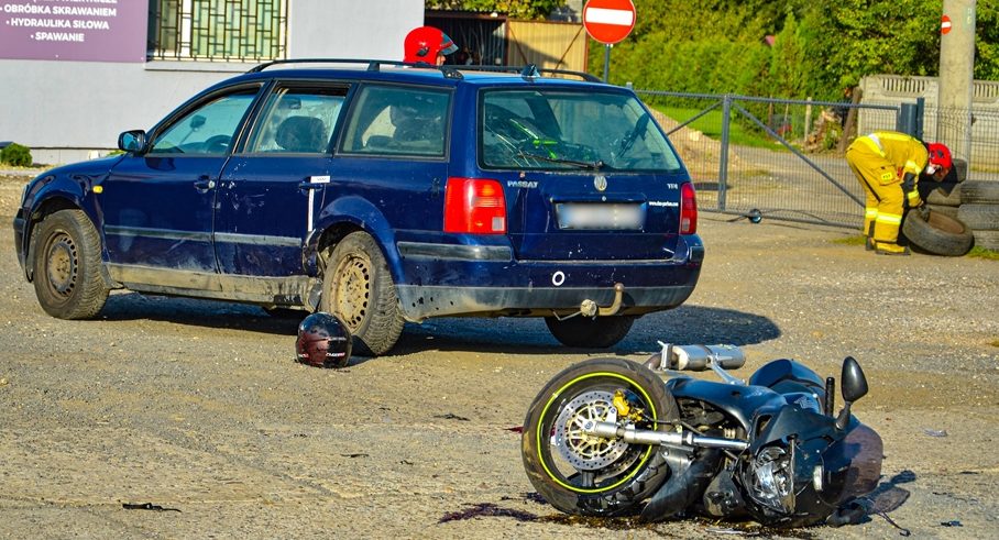 36latek zginął na motocyklu podczas wyprzedzania