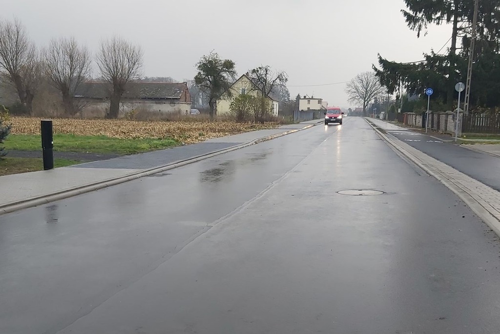 Wyremontowana droga w Karskach. Skrót do Kalisza
