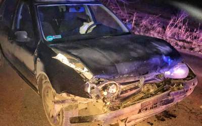 Zderzenie VW i Peugeota w Radłowie