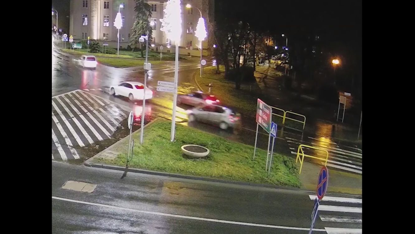 Kolizja na Rondzie Bankowym – 22.12.2020