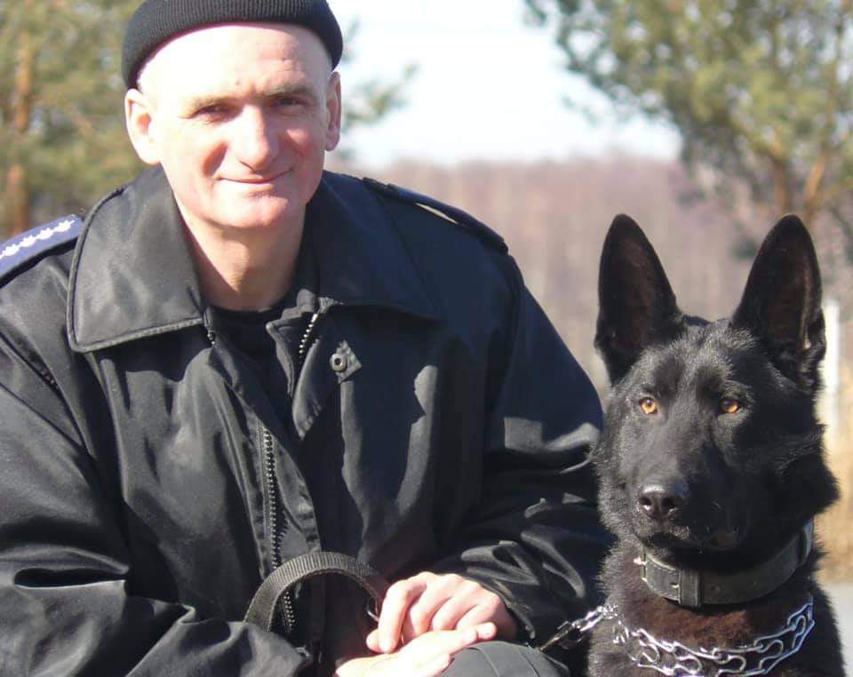 Odszedł ze służby zasłużony policjant z psem