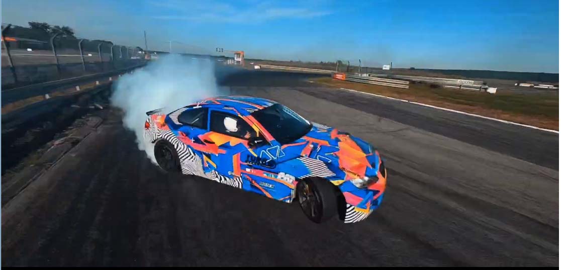 Ostrowski drifter – Dlaczego BMW to idealne auto do poślizgów?