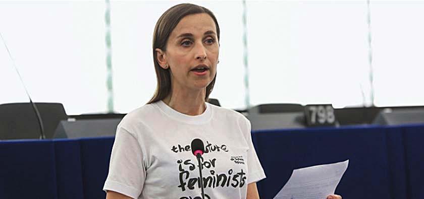 Europosłanka odleciała? Chce zakazu reklamy mięsa i nabiału