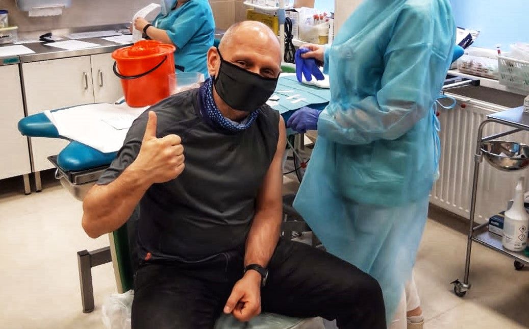 Pierwsi policjanci szczepią się