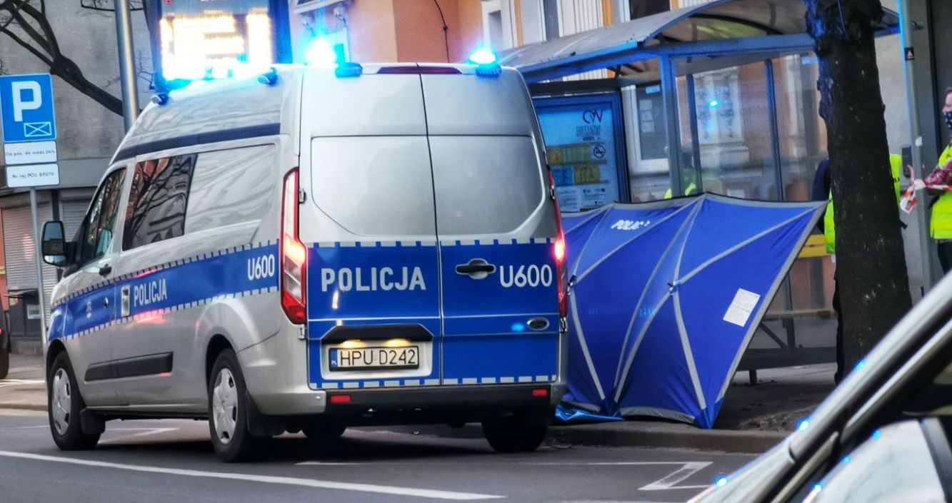 Kobieta zmarła na przystanku (aktualizacja)
