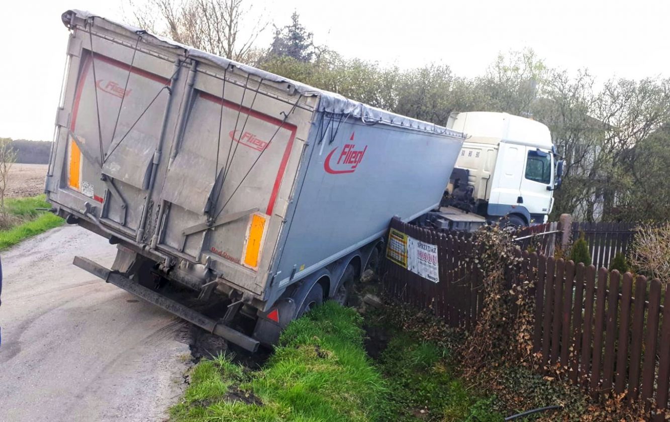 Zawodowy kierowca popełnił fatalny błąd