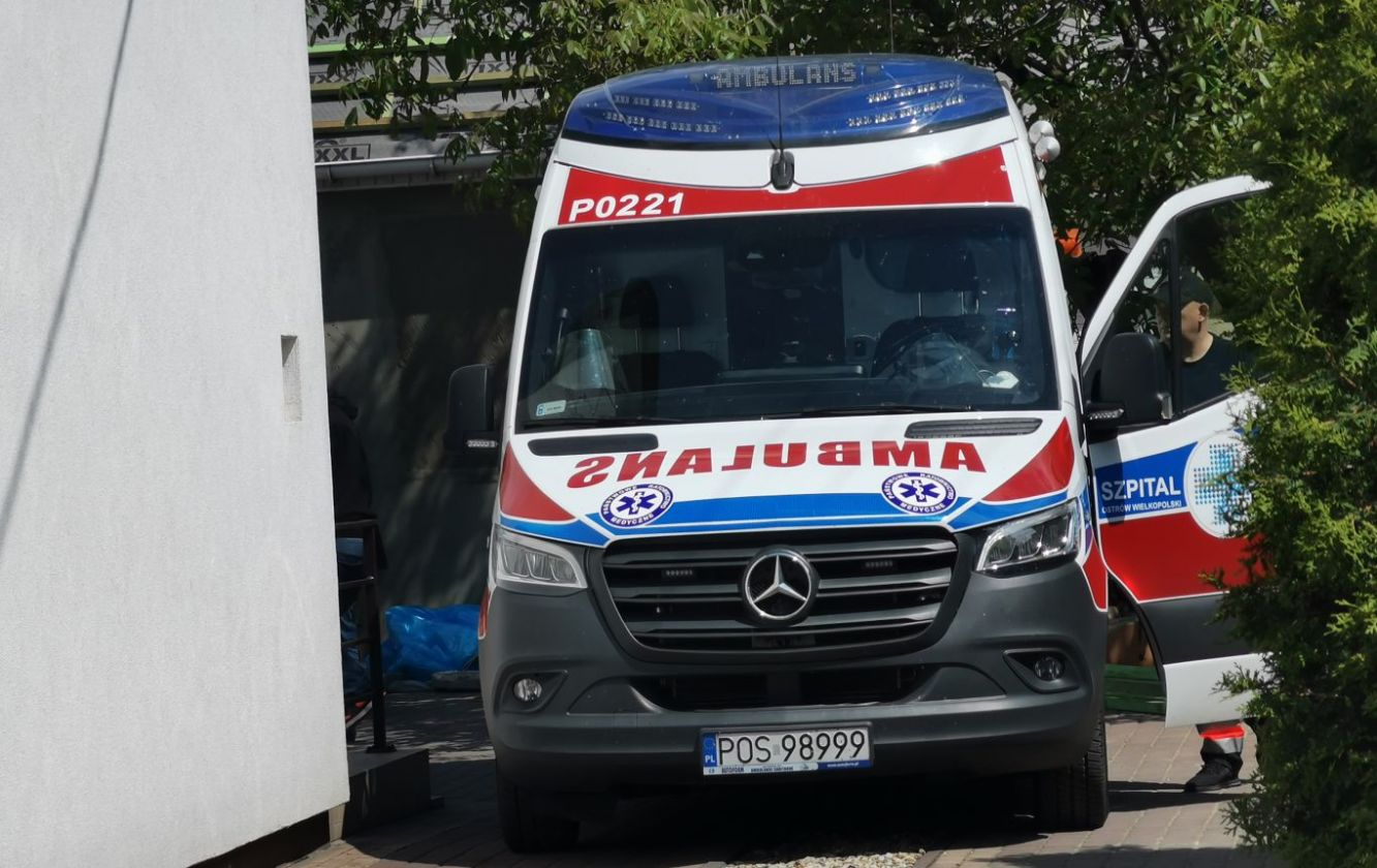 Spadł z dachu podczas remontu
