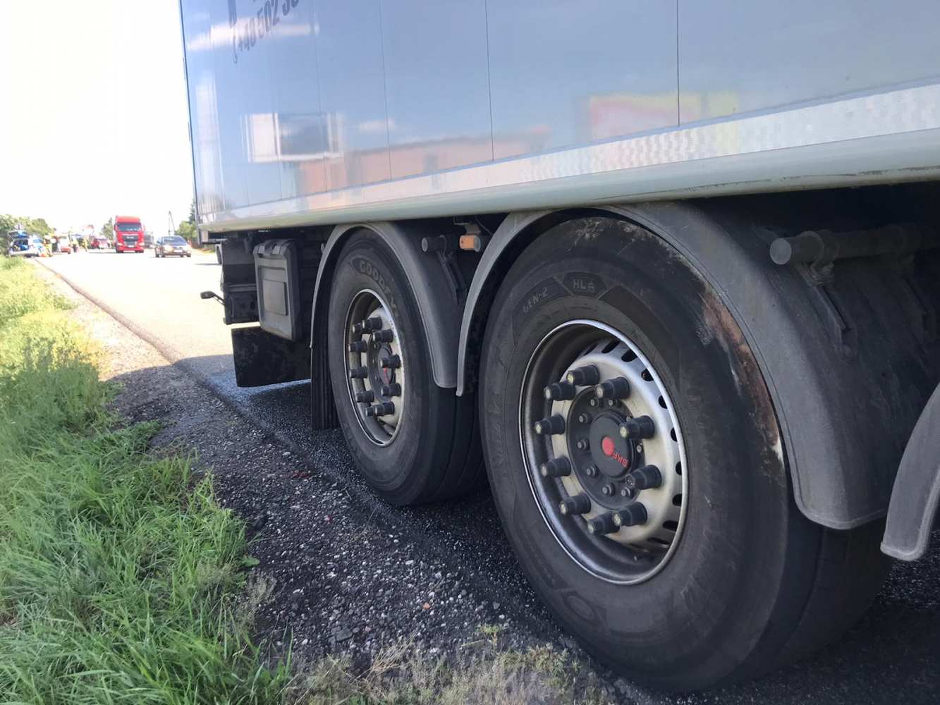 Motocykliście urwało nogę